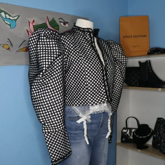 Peplum Shoulder Overcoat | Twotwinstyle - Picture 3 of 10